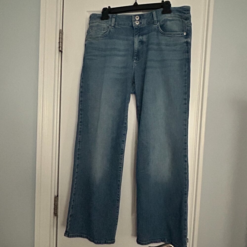 J. Jill Light Wash Wide Leg Jeans